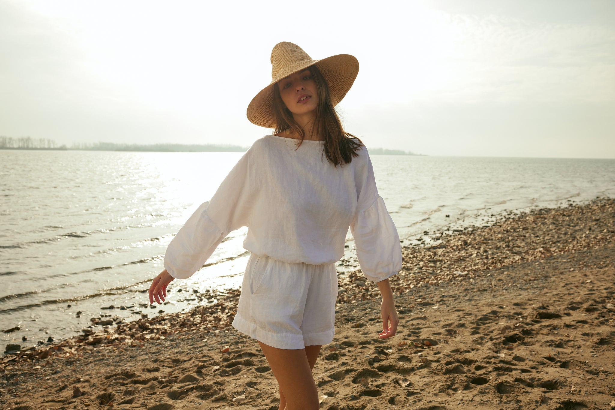 THE LINEN EDIT