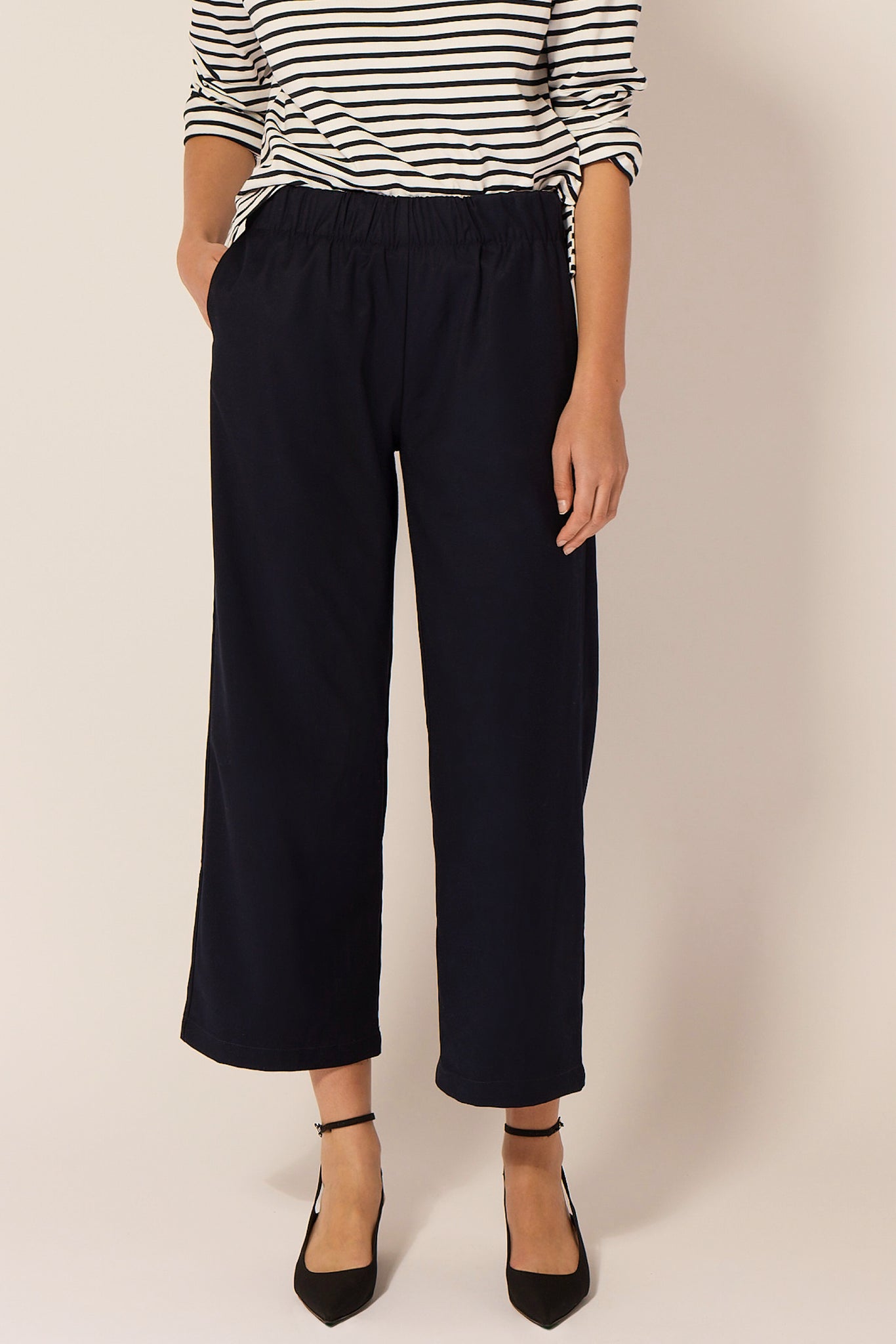 The Reese Pant - Navy